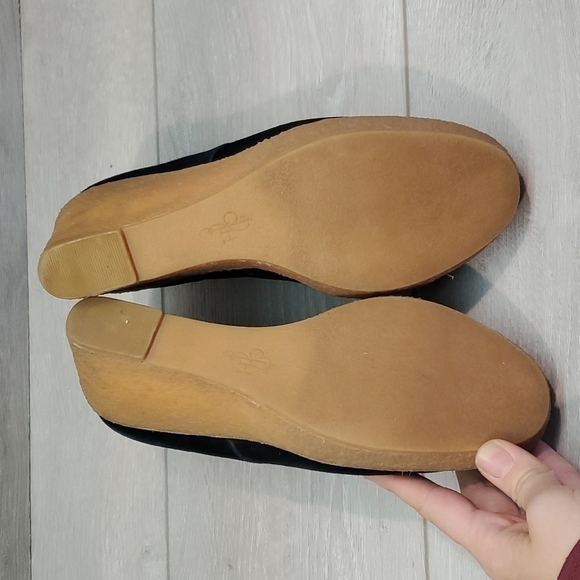 Cole Haan Womens Suede Wedge Comfort Boots shoes sz 8B - Picture 8 of 11